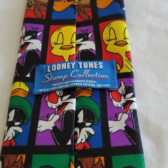 Looney Tunes Stamp Collection tie circa 1997 - Picture 2 of 3